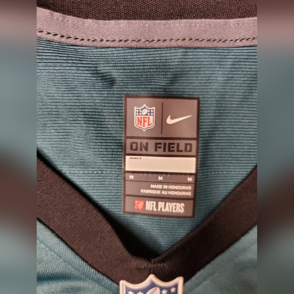 Nike Philadelphia Eagles Women's Green Jersey - Picture 8 of 14